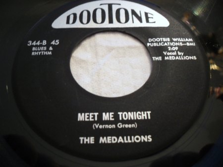 Medaillons02Meet me tonight.jpg