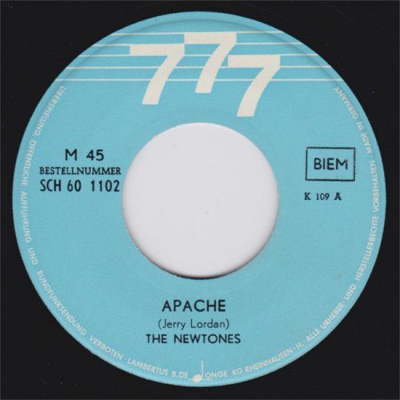 The Newtones (DEU 777 601201 LA, 1960) - Apache.jpg
