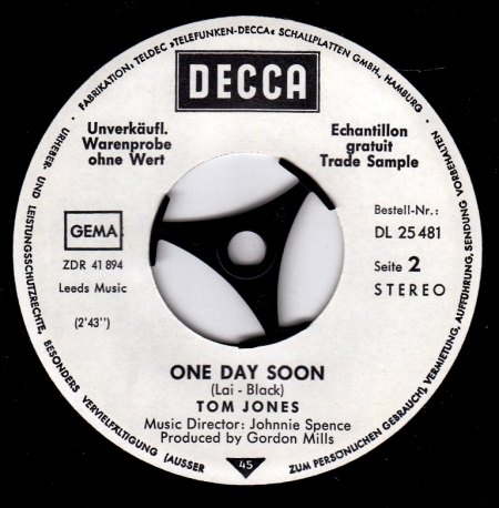 TOM JONES - One Day Soon -B- -Weissmuster-.jpg