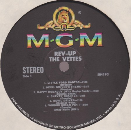 k-Vettes - label 1 001.jpg