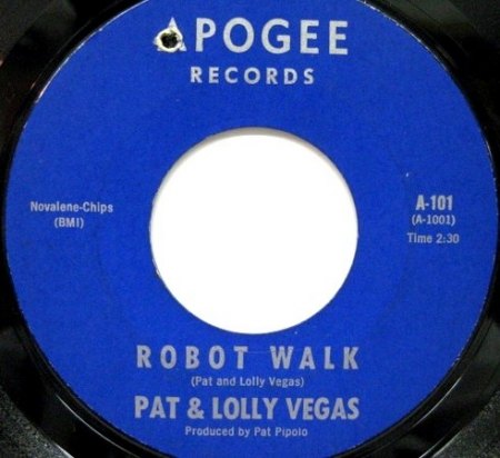 Vegas,Pat&amp;Lolly04Pogee A 101 Robot Walk.jpg