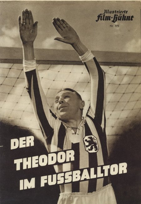 Theodor im Fussballtor, der  _Bildgröße ändern.jpg