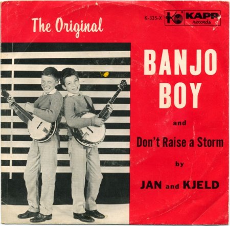 Jan &amp; Kjeld_Banjo Boy_Kapp-335_C.jpg