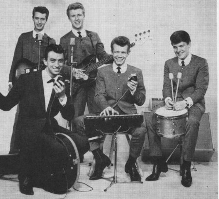 Reimar,Johnny11im Juli 1963 mit The Scarlets.jpg