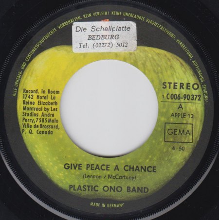 PLASTIC ONO BAND - Give peace a chance - A 1.jpg