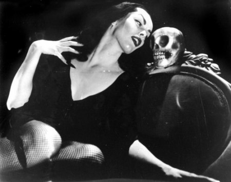 Vampira03.jpg