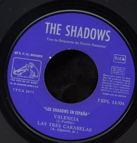 Shadows in Spain_Bildgröße ändern.jpg