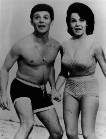 Funicello,Annette56mit Frankie Avalon.jpg