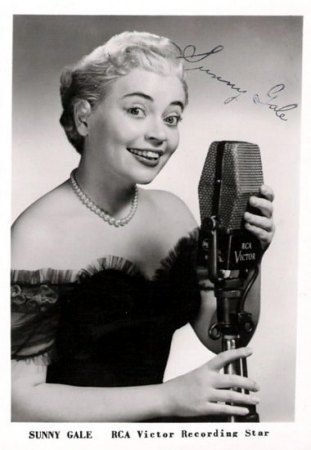 Sunny Gale - Autogrammkarte (RCA).Jpg