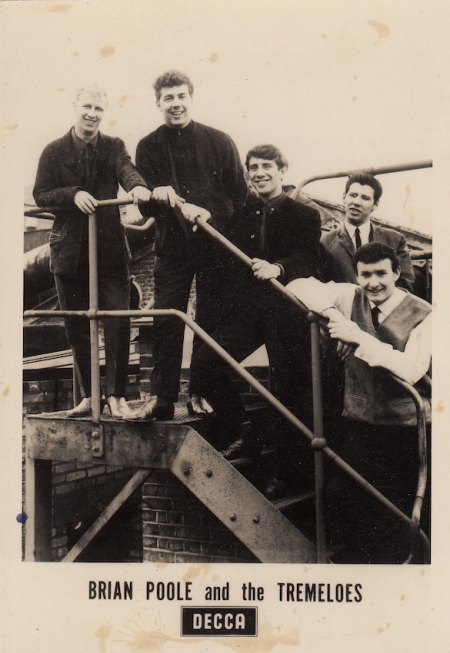 BRIAN POOLE AND THE TREMELOES - FOTO.jpg