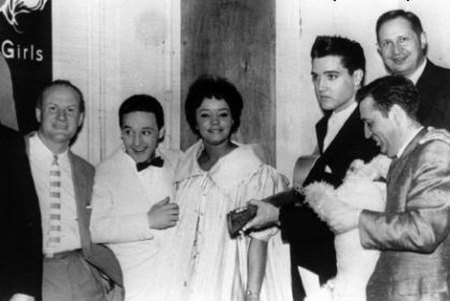 Holloway, Nancy_4.jpg