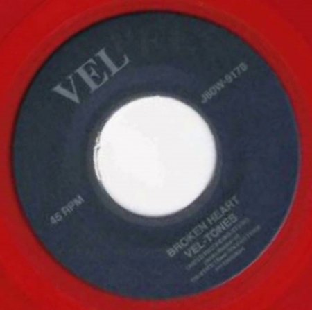 Veltones02Vel.jpg