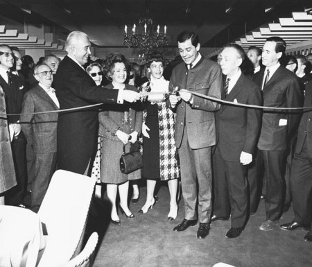 Giller, Walter - Magda &amp; Romy Schneider, Rudolf Platte  Europa-Center .jpg