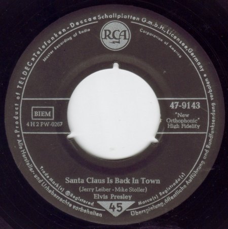 47-9143 Santa Claus Is Back In Town, S3 .jpg