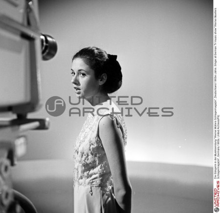 United Archives-2.UNA_01957207-Preview.jpg