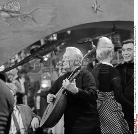 United Archives-2.UNA_01957997-Preview.jpg