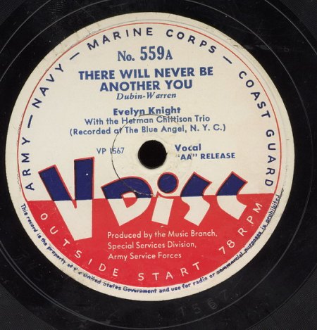 Knight, Evelyn V Disc 559a _Bildgröße ändern.jpg