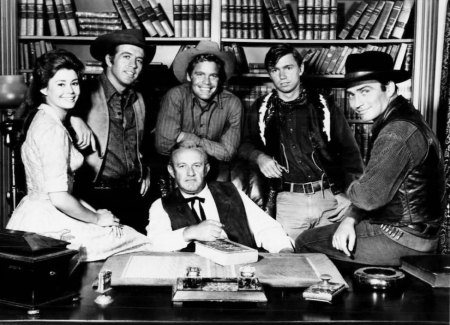 Gulager,Clu08Die Leute von der Shilo Ranch.JPG