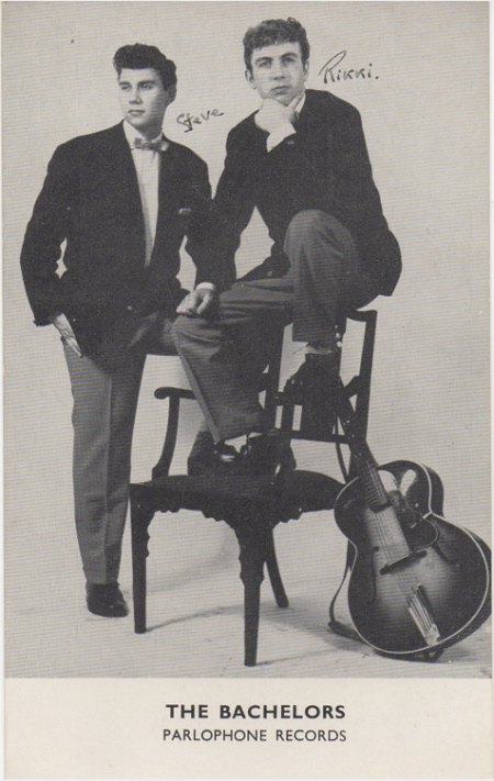 BACHELORS - UK 01.jpg