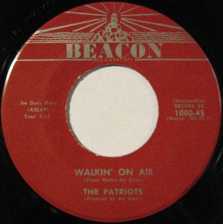 Patriots04Walkin on air.JPG
