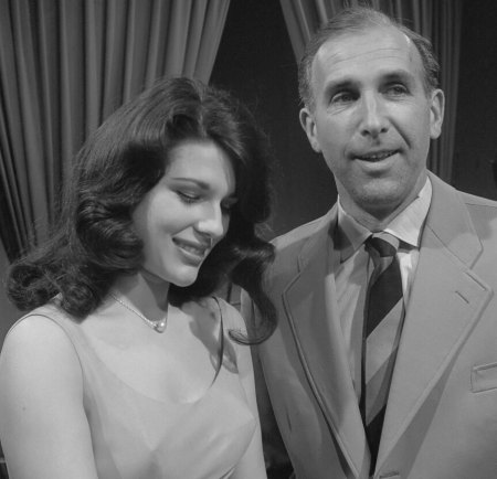 Bruce_Low_en_Sylvia_Sands_(1961).jpg