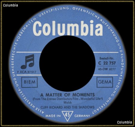 CLIFF RICHARD - A MATTER OF MOMENTS_IC#003.jpg