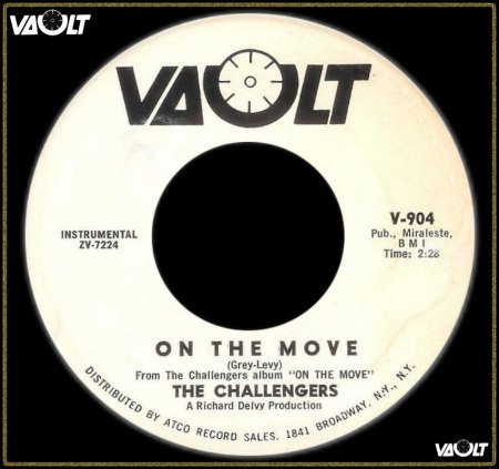 CHALLENGERS - ON THE MOVE_IC#004.jpg