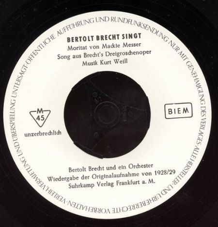 Brecht, Bertolt-13_Bildgröße ändern.jpg