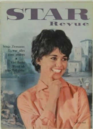 Moll,Georgia17Starrevue 1960.jpg
