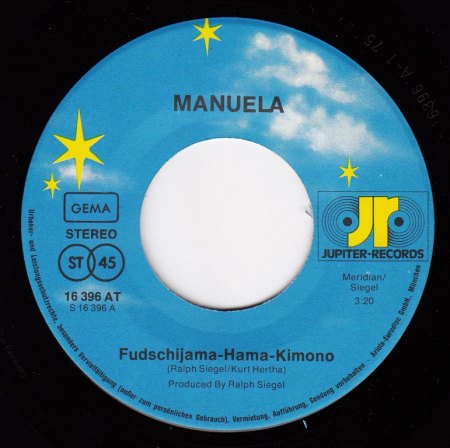 MANUELA - Fudschijama-Hama-Kimono -A-.jpg