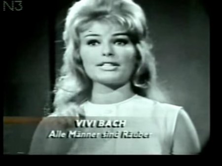 Bach, Vivi.jpg