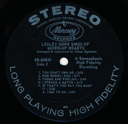 Lesley Gore sings of mixed-up hearts (LP 1963) - Etiqueta-Selo 2.jpeg