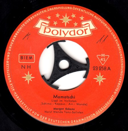 MARGOT ESKENS - Mamatschi -A-.jpg