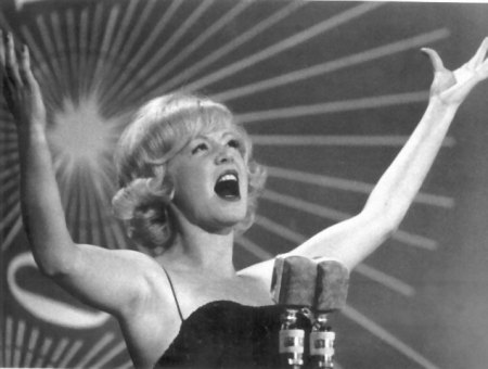 Kirby,Kathy06Eurovision 1965.jpg