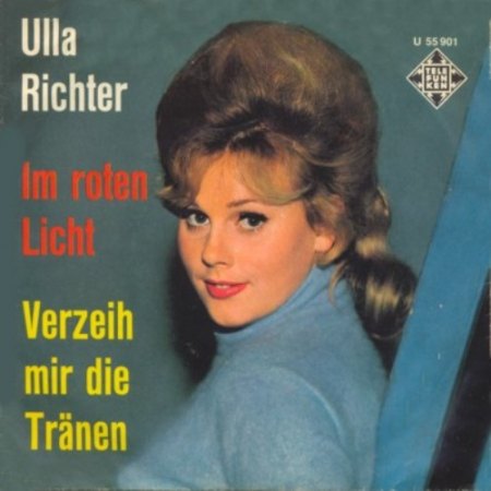 Richter,Ulla01Im roten Licht.jpg