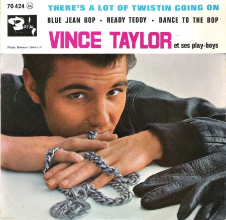 Barclay_BLY70424_Sleeve_Front.jpg