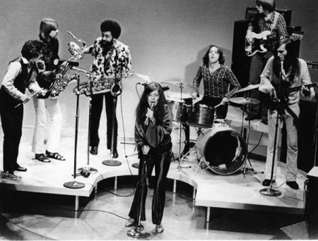 Janis com a Kozmic Blues Band.jpg