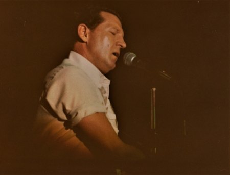 jerry lee lewis  1977 001 (2).jpg