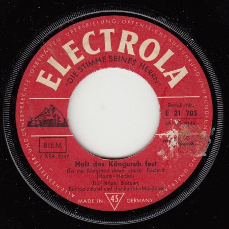 k-Halt das Känguruh fest.jpg