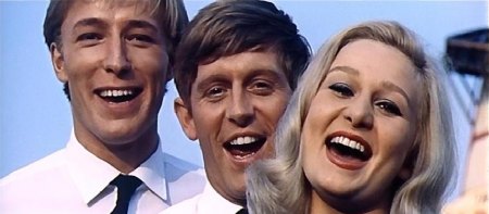 Seaside swingers05.jpg