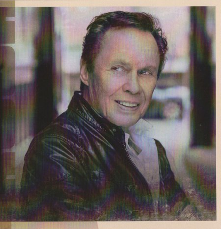 Booklet03y.jpg