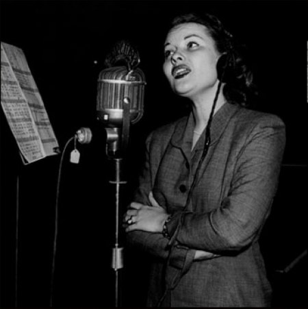 Patti Page_1948_Mercury Studio.jpg