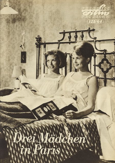 Drei Mädchen in Paris _Bildgröße ändern.jpg