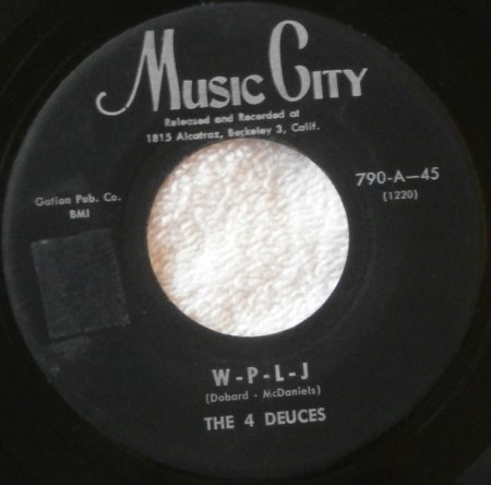 Four Deuces01a.jpg