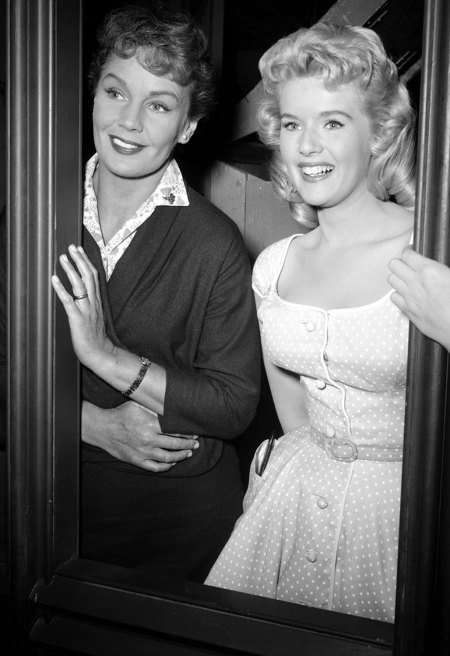 Stevens,Connie06Foto.jpg