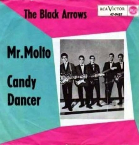 Moto10Black Arrows RCA Vict 47-9487.jpg