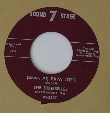 PapaJoe´sMusicBox02SoundStage45-2507DownAt.jpg