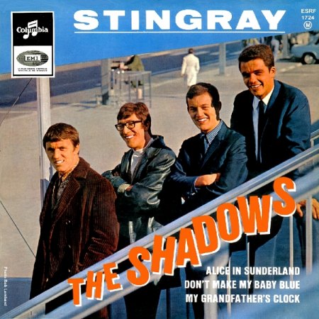 k-EP Shadows av ESRF 1724.jpg