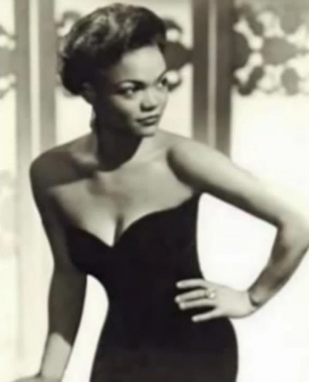 EARTHA KITT