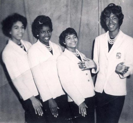 FOUR JEWELS aka Impalas